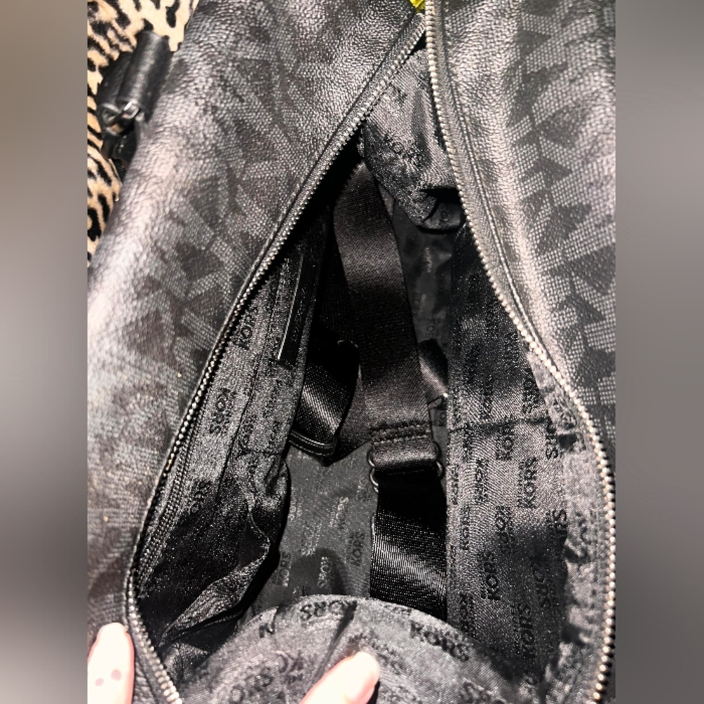 Michael Kors Overnight Bag - Picture 3 of 5